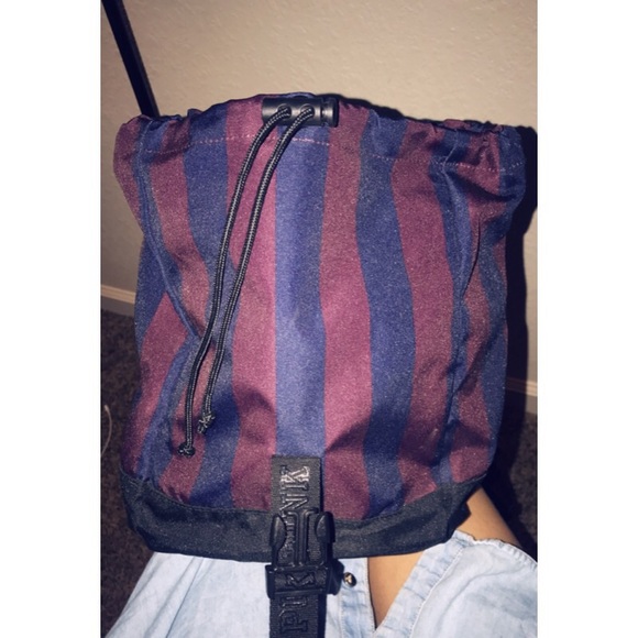 (SOLD❗️) NWOT Mini VS backpack - Picture 3 of 4